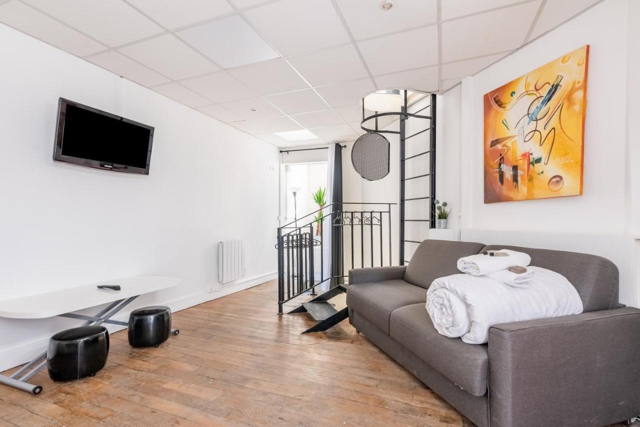 Apartment Stylish In The Middle Of Paris